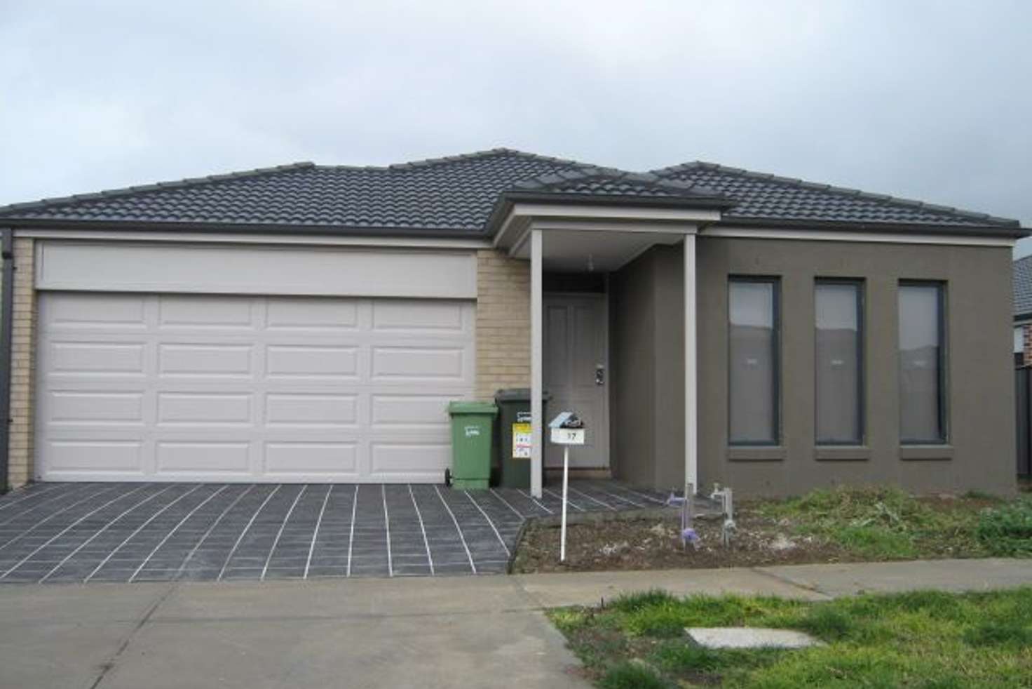 Main view of Homely house listing, 17 Arapiles Avenue, Craigieburn VIC 3064