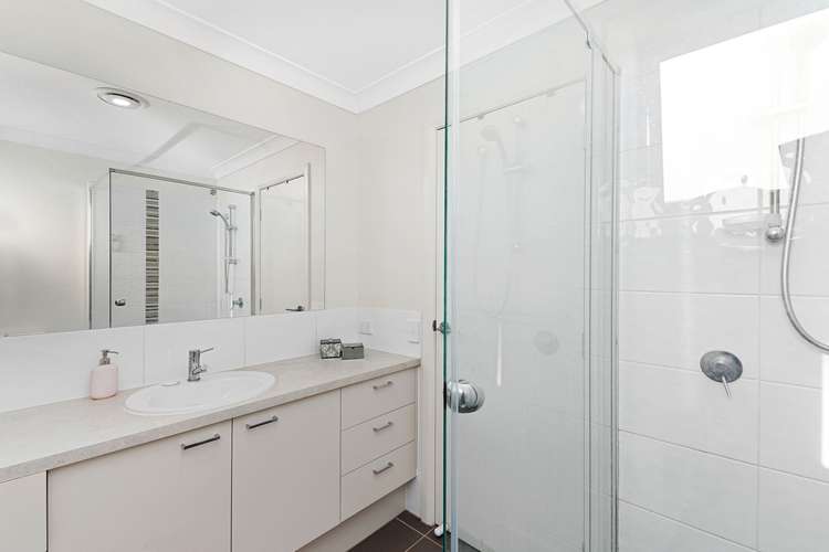 Fifth view of Homely house listing, 2 Napier Park Way, Mango Hill QLD 4509