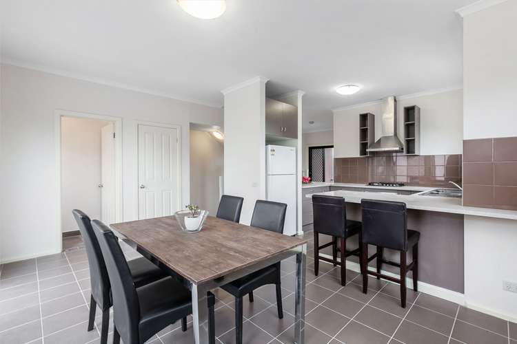 Main view of Homely townhouse listing, 2/979-985 Plenty Road, Kingsbury VIC 3083