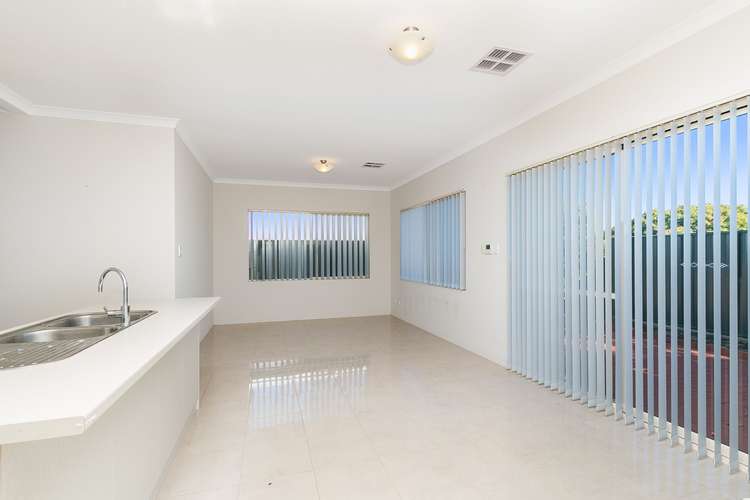 Fifth view of Homely house listing, 2 Graduate Way, Coolbellup WA 6163