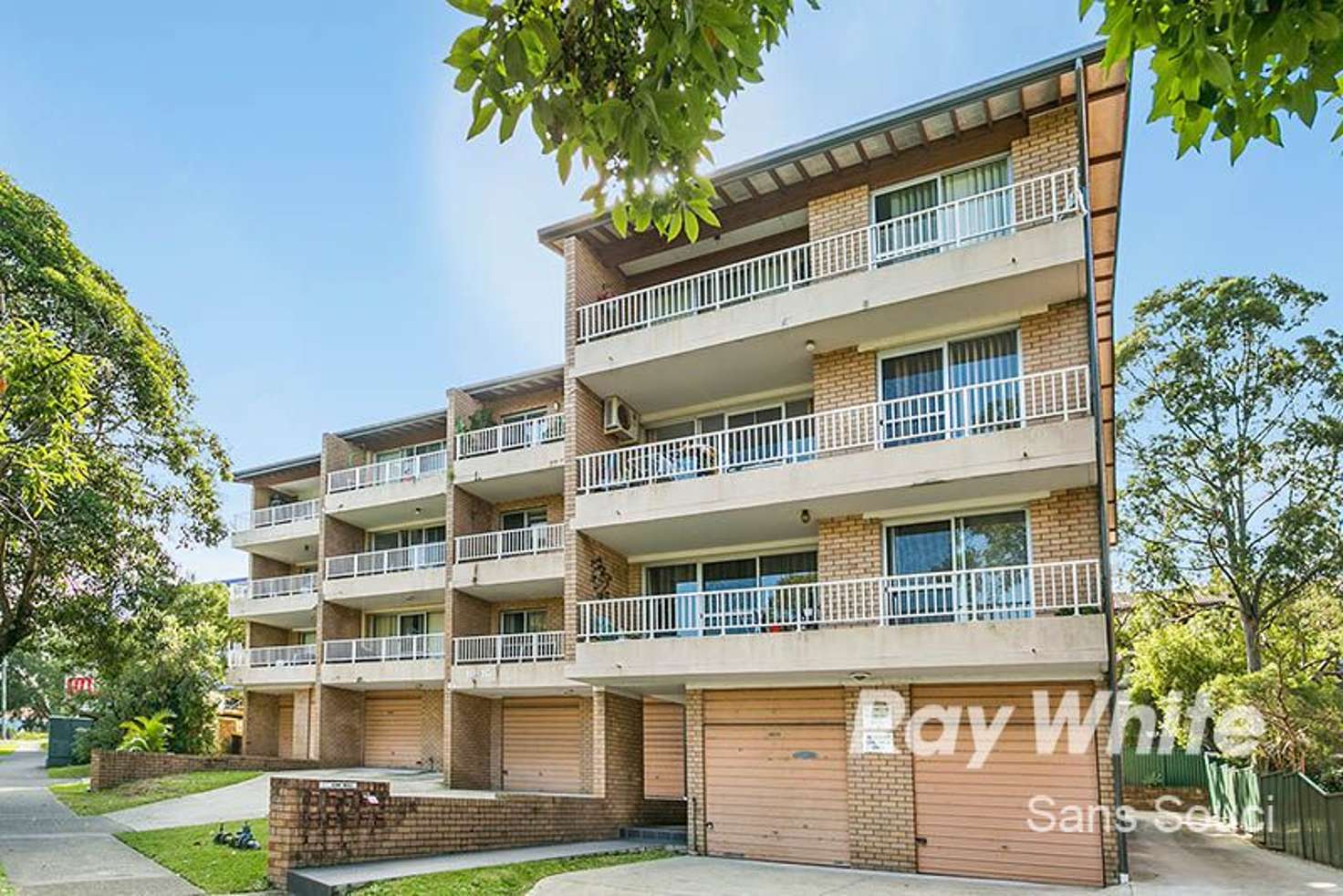 Main view of Homely unit listing, 16/10-16 Chapel Street, Rockdale NSW 2216