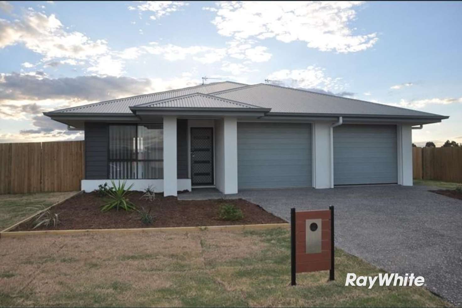 Main view of Homely unit listing, 2/12 Myrtleford Crescent, Cambooya QLD 4358