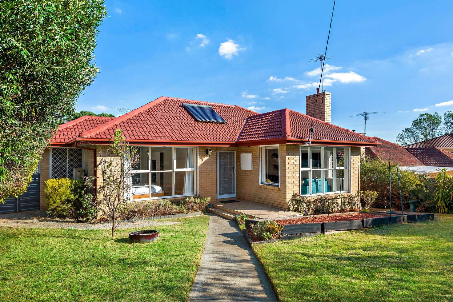 Main view of Homely townhouse listing, 1/142 Ferntree Gully Road, Oakleigh East VIC 3166