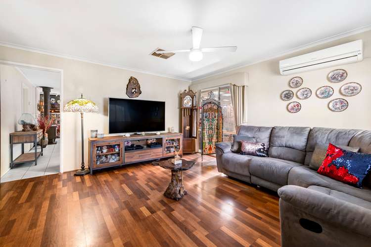 Second view of Homely house listing, 10 Penlow Court, Hillside VIC 3037