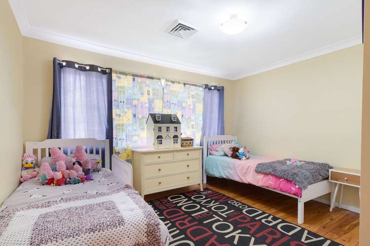 Seventh view of Homely house listing, 5 Reiby Place, Bradbury NSW 2560