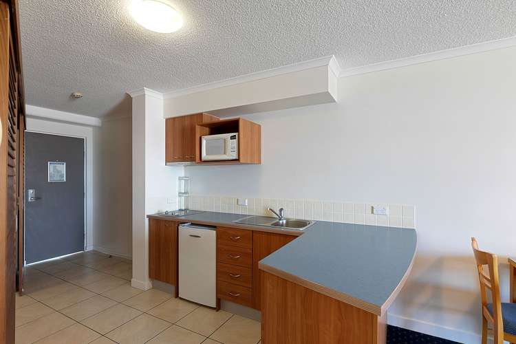 Fourth view of Homely unit listing, Unit 407 Mantra Resort, Buccaneer Drive, Urangan QLD 4655