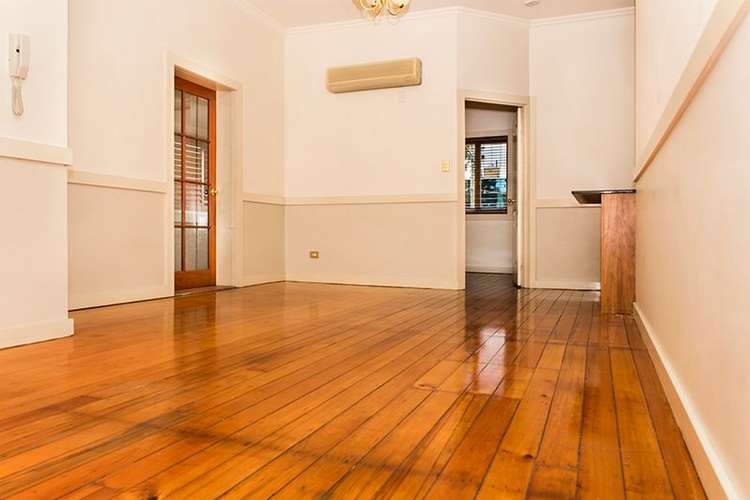 Third view of Homely unit listing, 8/59 Leichardt Street, Spring Hill QLD 4000