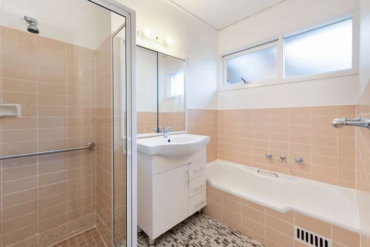 Sixth view of Homely house listing, 39 Greenoaks Avenue, Bradbury NSW 2560