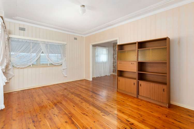 Fourth view of Homely house listing, 15 Robsons Road, Keiraville NSW 2500