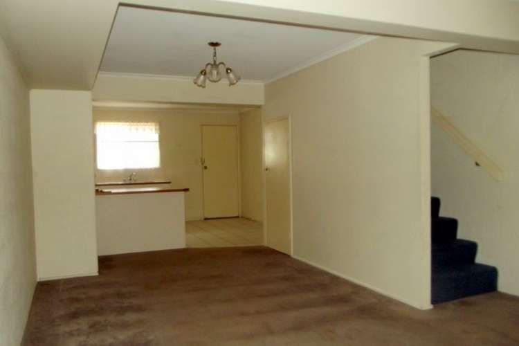 Third view of Homely townhouse listing, 8/32 Lindsay Street, Bundamba QLD 4304