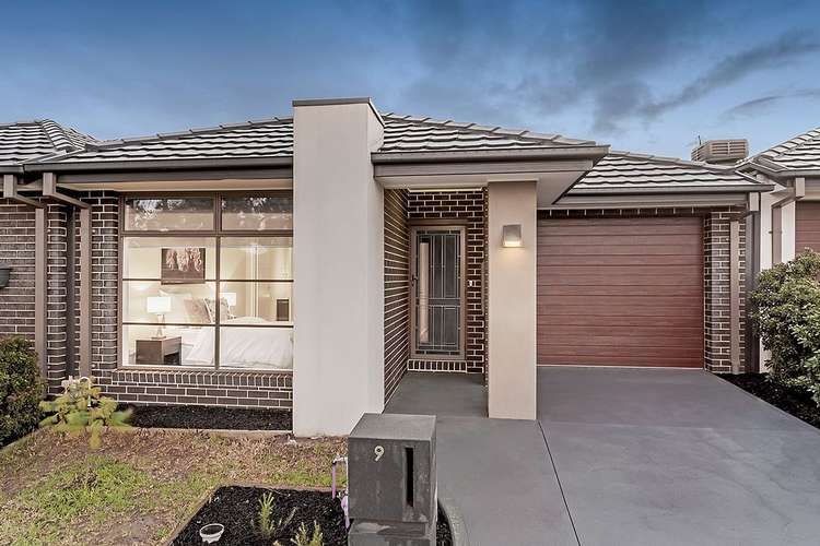 9 Fenland Street, Craigieburn VIC 3064