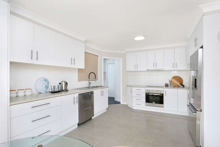 Third view of Homely villa listing, 31/4 Fisher Street, West Wollongong NSW 2500