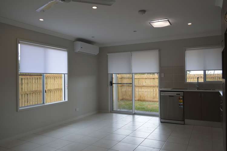 Second view of Homely house listing, 2/5 Claret Close, Condon QLD 4815