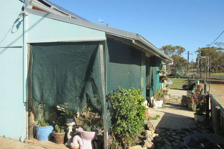 Third view of Homely house listing, 9 Bond, Katanning WA 6317