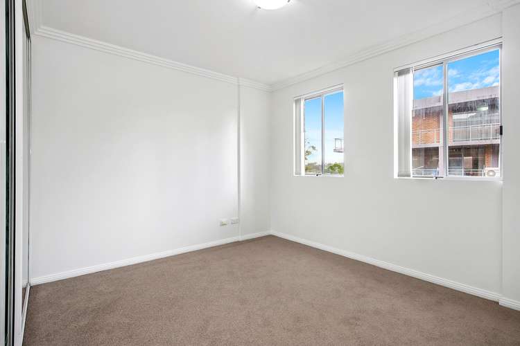 Fourth view of Homely apartment listing, 32/20-22 College Crescent, Hornsby NSW 2077