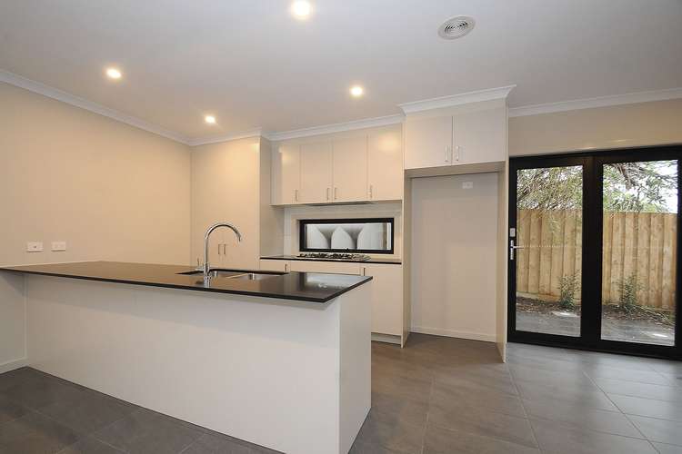 Main view of Homely townhouse listing, 2/4 Gladwyn Avenue, Frankston VIC 3199