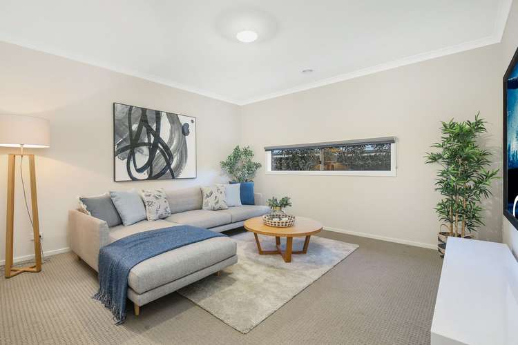 Fifth view of Homely house listing, 7 Dugan Court, Pakenham VIC 3810
