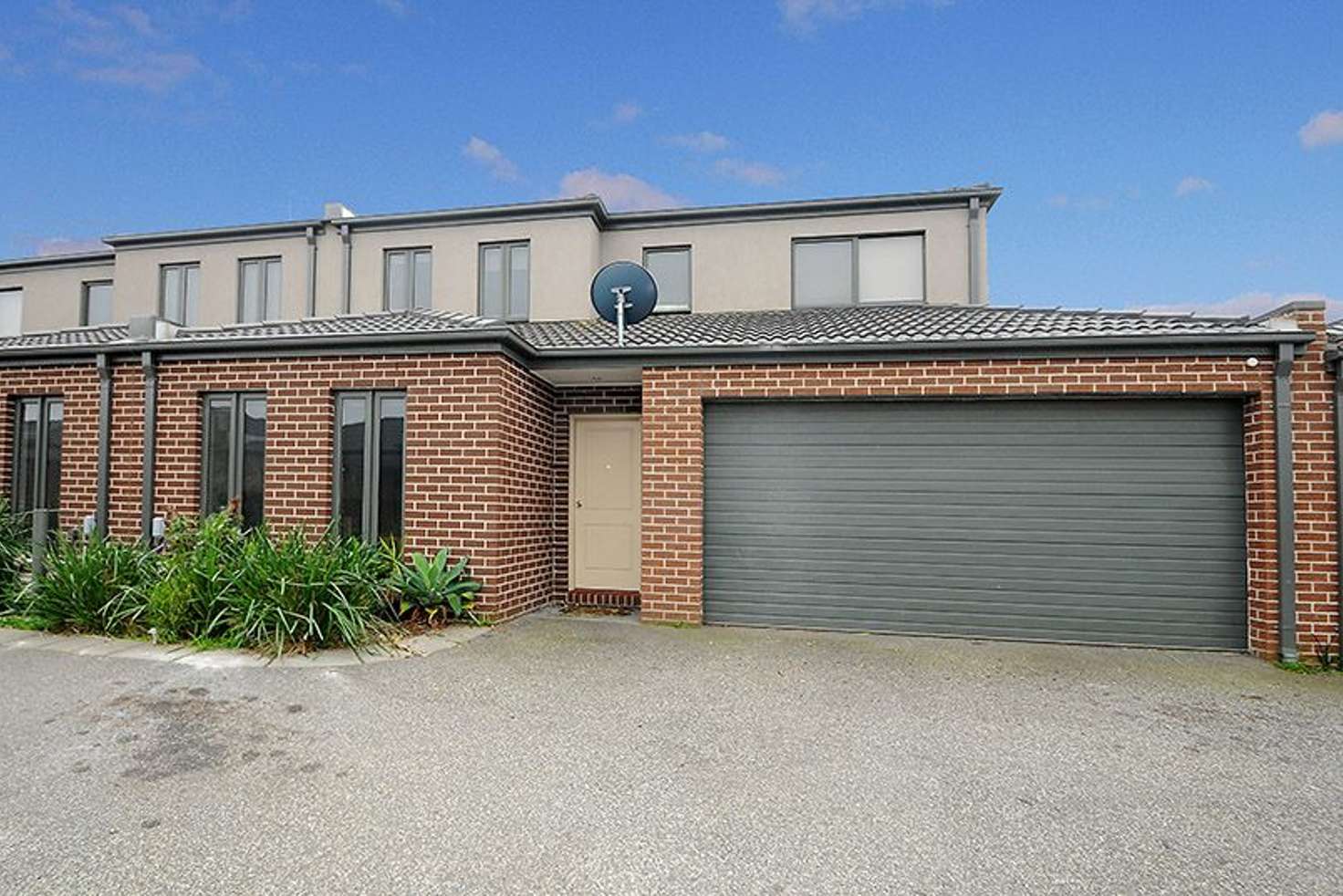 Main view of Homely townhouse listing, 7 Gibson Court, Carrum Downs VIC 3201