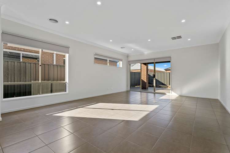 Fifth view of Homely house listing, 71 Grandvista Boulevard, Werribee VIC 3030