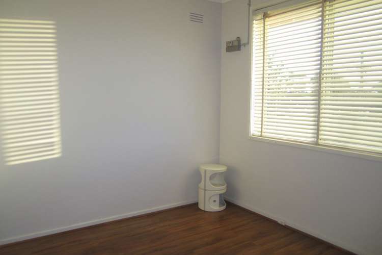 Fourth view of Homely apartment listing, 4/6 Browning Avenue, Clayton South VIC 3169