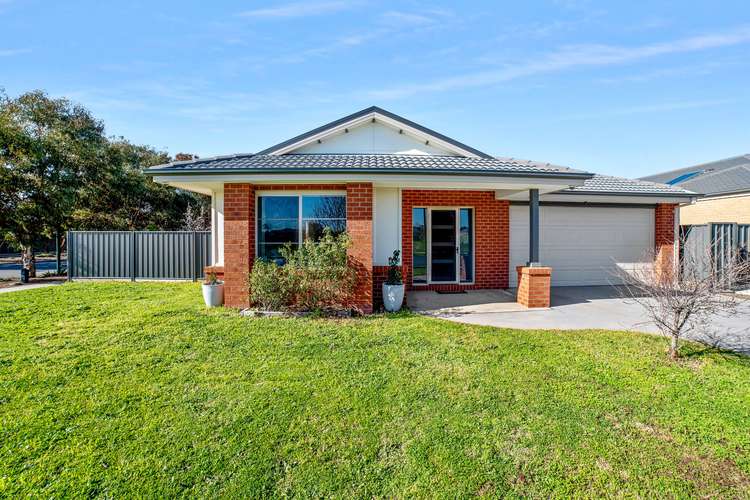 252 Station Street, Epsom VIC 3551