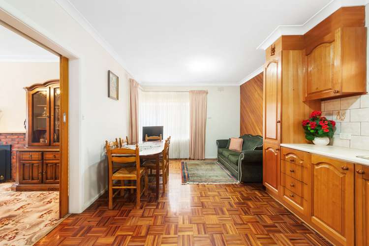 Fifth view of Homely house listing, 31 Kingsway Drive, Lalor VIC 3075