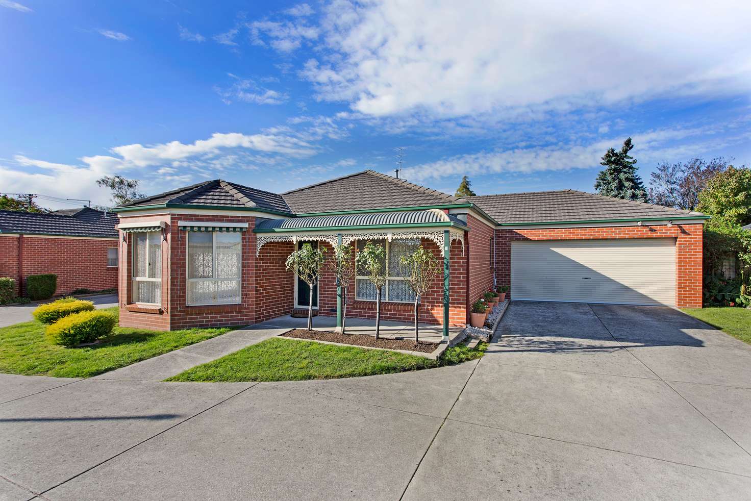 Main view of Homely townhouse listing, 2/206 Victoria Street, Ballarat East VIC 3350
