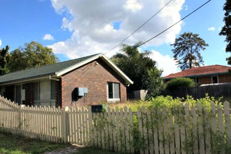 Second view of Homely house listing, 3 Donro Court, Bundamba QLD 4304