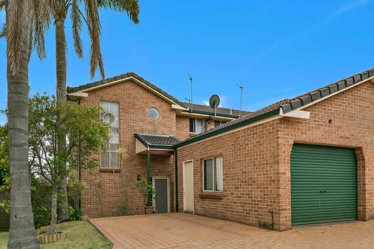 Main view of Homely townhouse listing, 1/18 Conway Crescent, Blackbutt NSW 2529