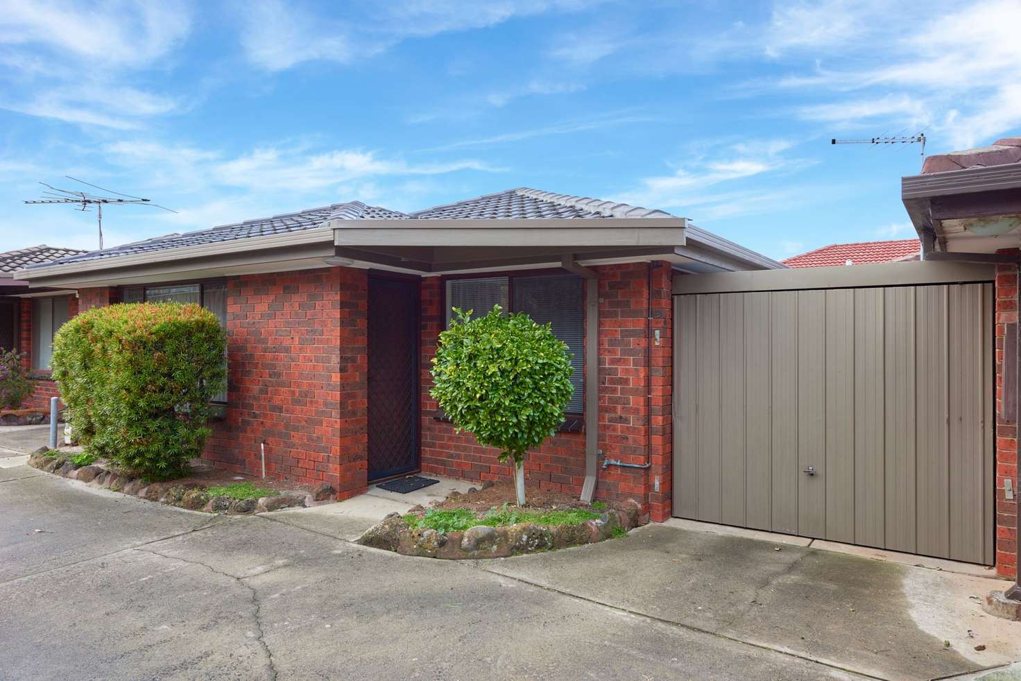 Main view of Homely unit listing, 2/407 Nepean Highway, Mordialloc VIC 3195