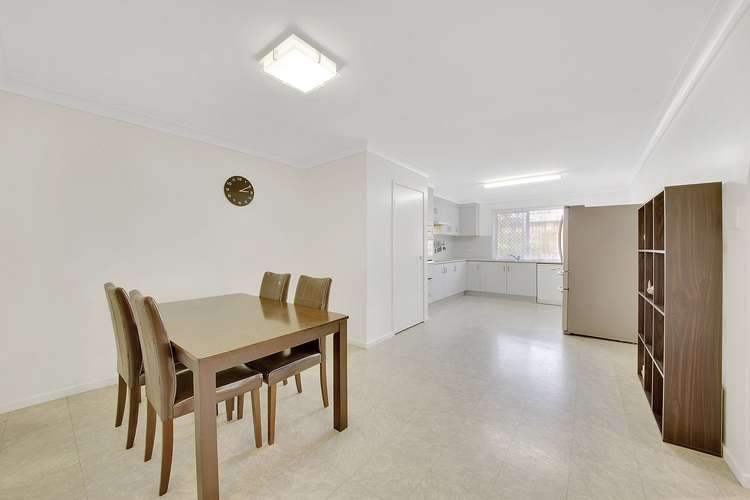 Fifth view of Homely house listing, 2 Hayman Court, Clinton QLD 4680