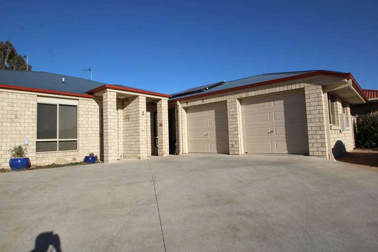 Main view of Homely unit listing, 2/2 Rose Lea Court, Warwick QLD 4370