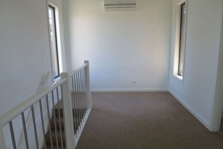 Third view of Homely townhouse listing, 2/471 Middleborough Road, Box Hill North VIC 3129