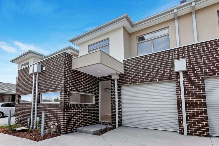 Main view of Homely townhouse listing, 2/115 Cheddar Road, Reservoir VIC 3073