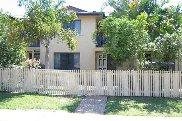 Second view of Homely house listing, 2/31 Bayswater Road, Hyde Park QLD 4812