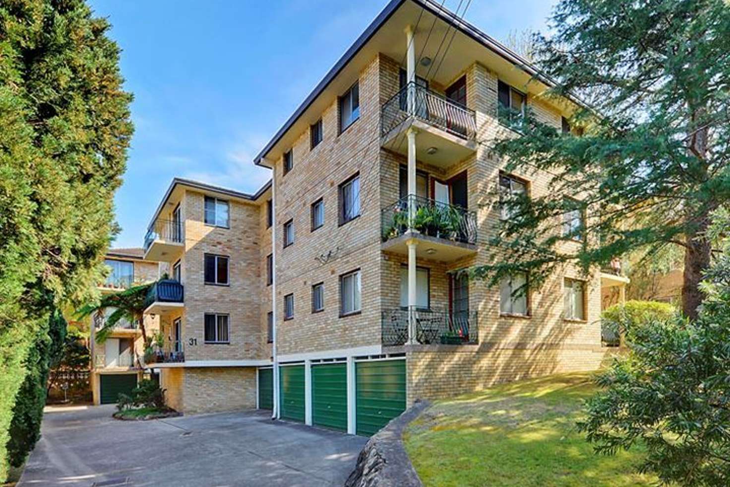 Main view of Homely unit listing, 2/31-33 Pearson Street, Gladesville NSW 2111