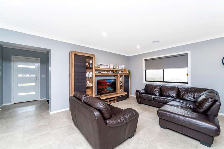 Fourth view of Homely house listing, 33 Griffiths Link, Googong NSW 2620