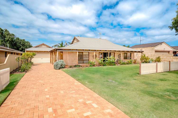 Second view of Homely house listing, 6 Torquay Place, Tarcoola Beach WA 6530