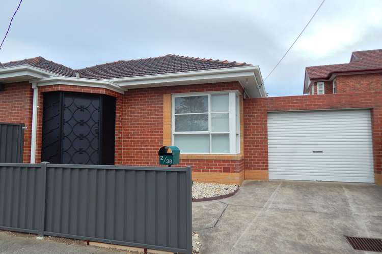Main view of Homely unit listing, 2/38 Mendip Road, Reservoir VIC 3073