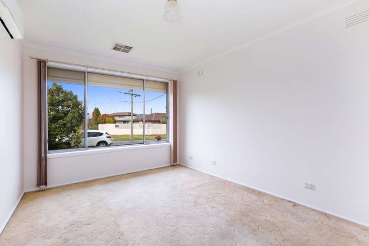 Fifth view of Homely house listing, 15 Cambridge Way, Campbellfield VIC 3061