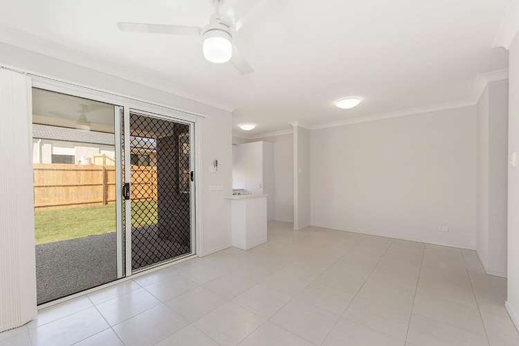 Third view of Homely house listing, 1/110 Kerry Street, Marsden QLD 4132