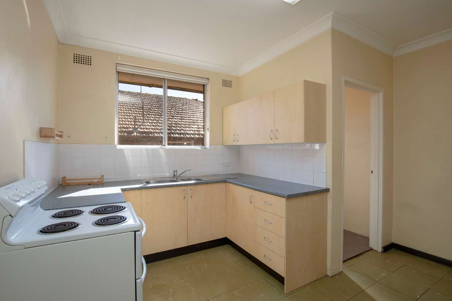 Main view of Homely unit listing, 7/3 Seventh Avenue, Campsie NSW 2194