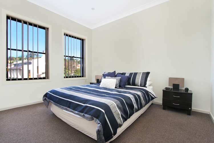Fourth view of Homely house listing, 2/18 Arrow Avenue, Figtree NSW 2525