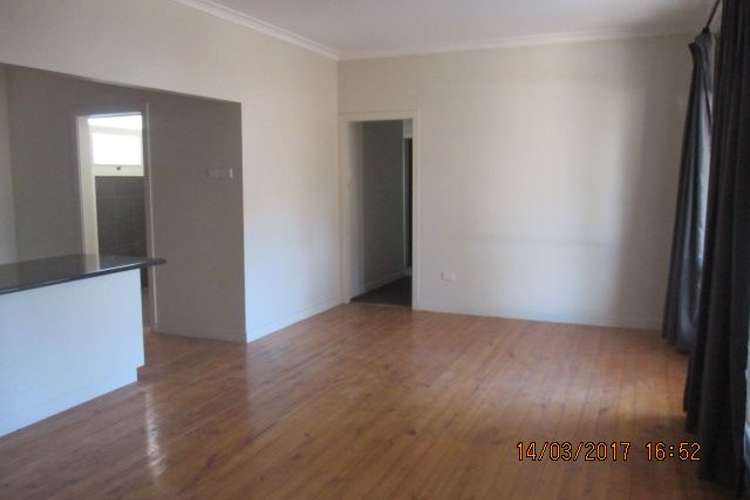 Second view of Homely house listing, 121 Bookpurnong Terrace, Loxton SA 5333