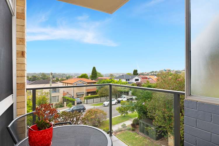 Fifth view of Homely apartment listing, 3/17-19 Grasmere Road, Cremorne NSW 2090