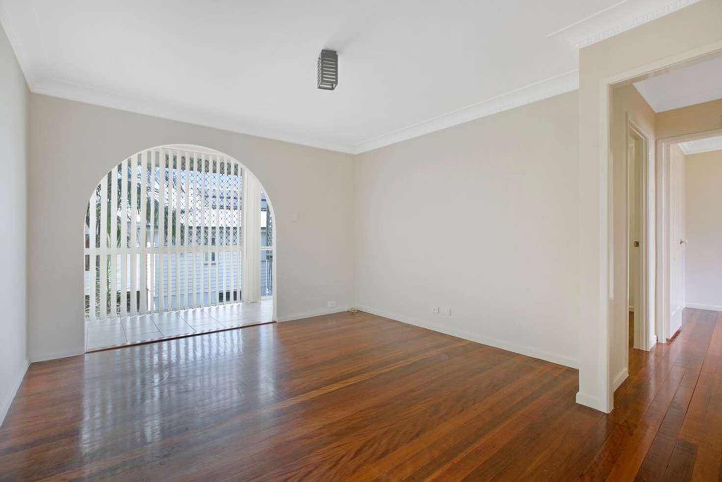 Main view of Homely unit listing, 2/18 Victor Street, Holland Park QLD 4121
