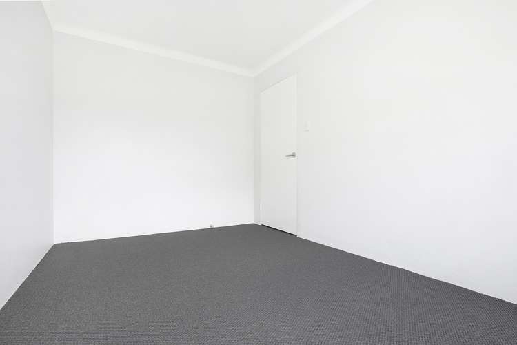 Fifth view of Homely unit listing, 9/8 Myrtle Street, Coniston NSW 2500