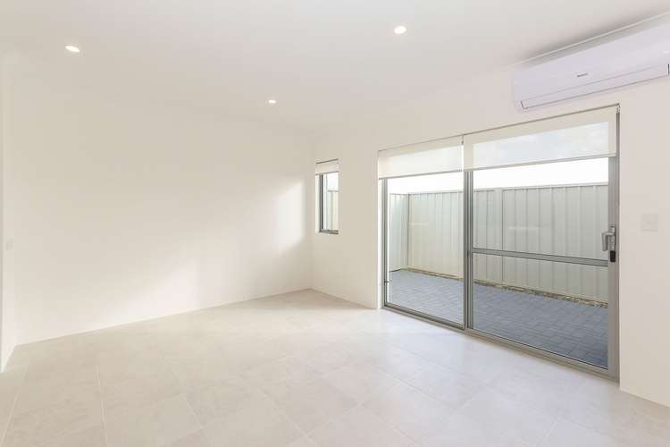Fifth view of Homely apartment listing, 1/11 Royal Scot Loop, Currambine WA 6028