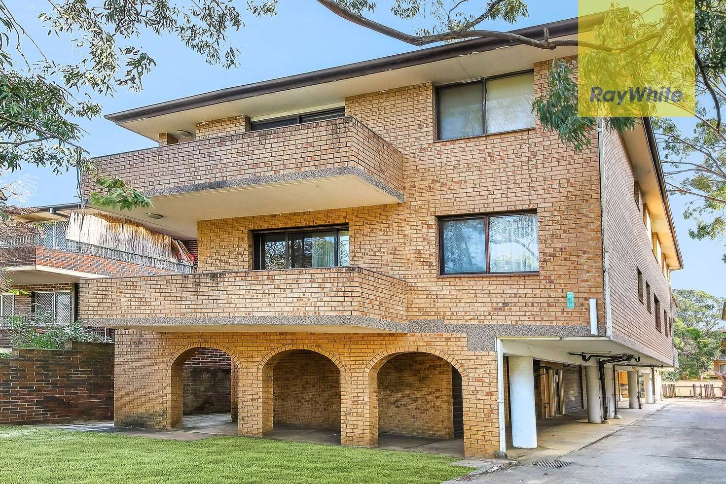 Main view of Homely unit listing, 5/6 Queens Road, Westmead NSW 2145
