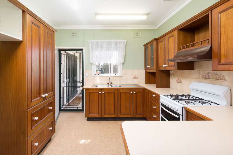 Seventh view of Homely house listing, 212 Swan Street, North Albury NSW 2640